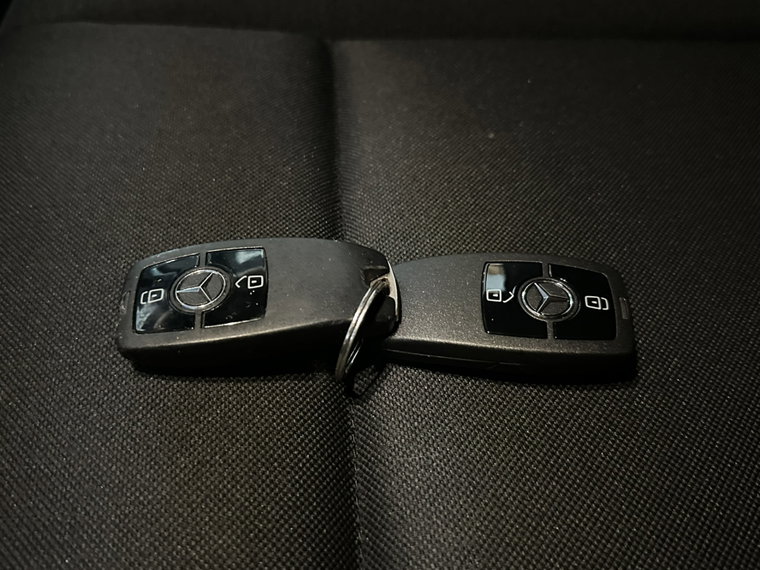 Vehicle Image 24
