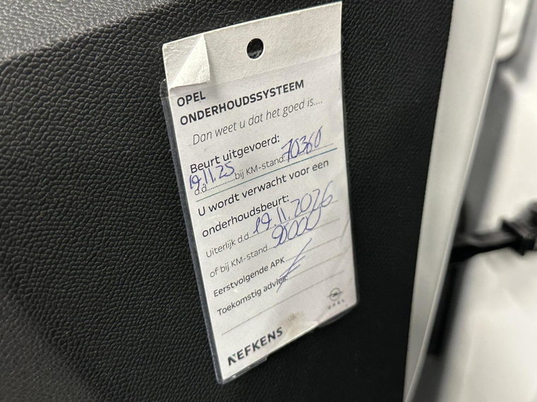 Vehicle Image 35