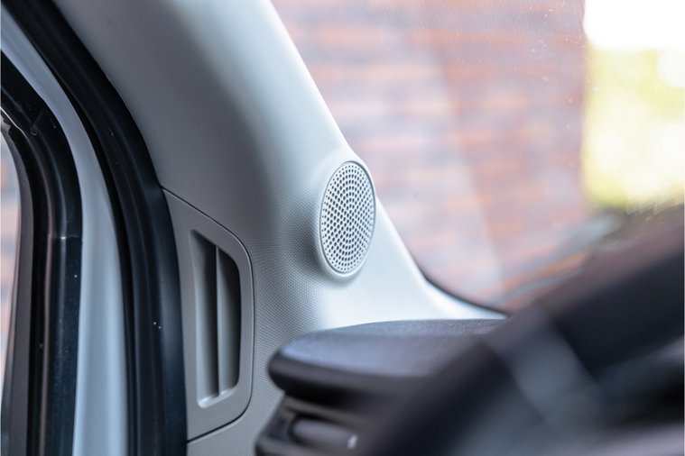 Vehicle Image 22