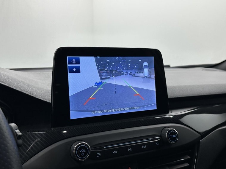 Vehicle Image 38