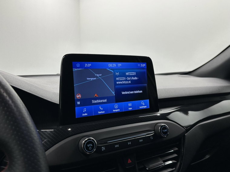 Vehicle Image 40