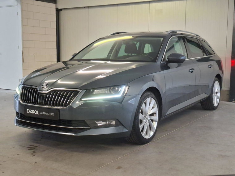 Vehicle Image 16