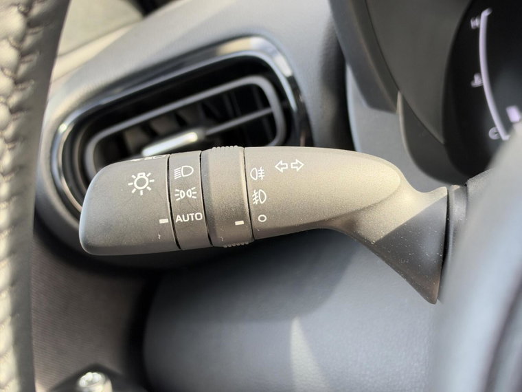 Vehicle Image 28