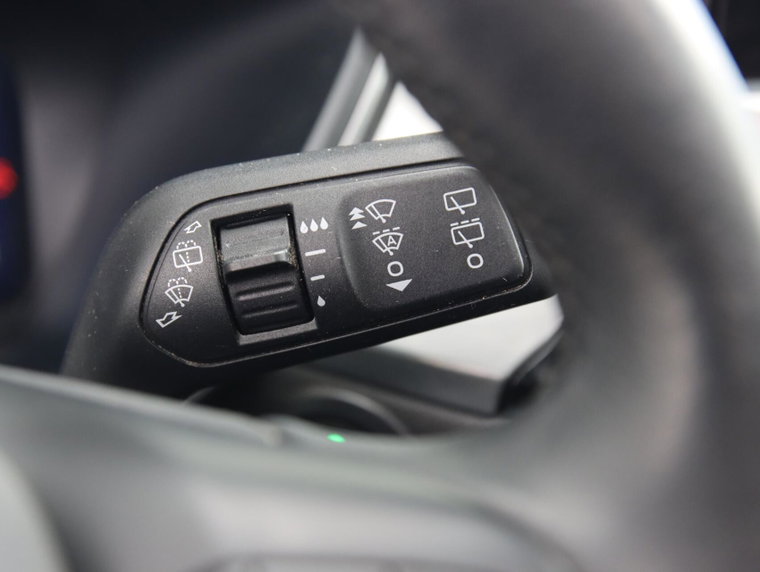 Vehicle Image 45