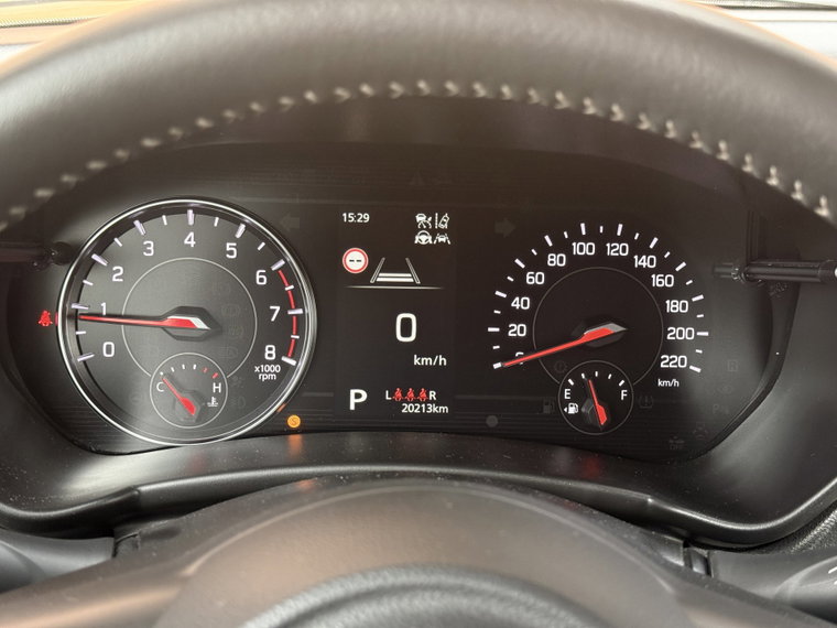 Vehicle Image 23