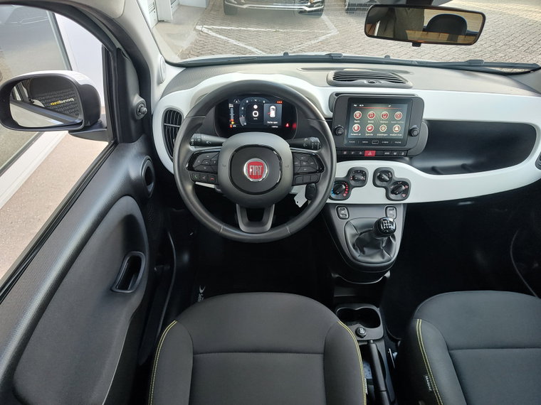 Vehicle Image 12