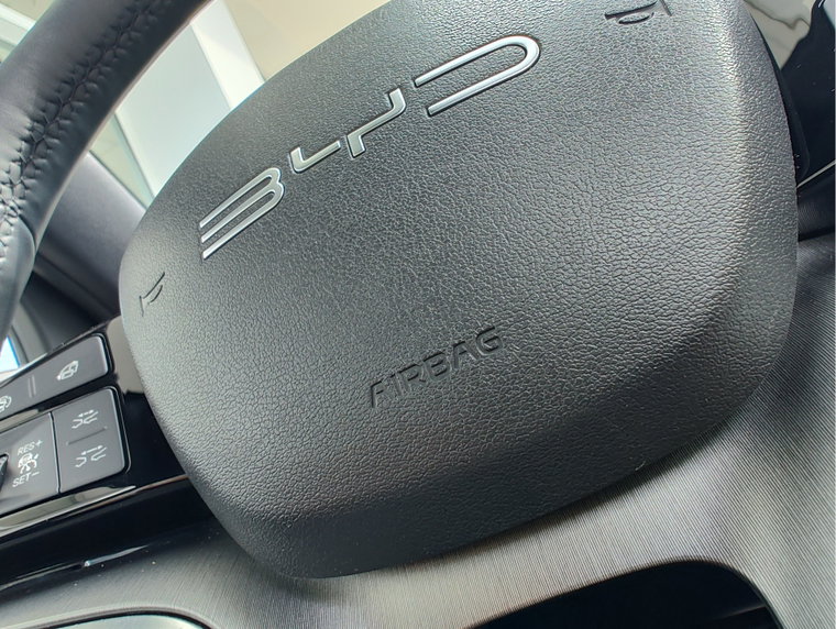 Vehicle Image 26