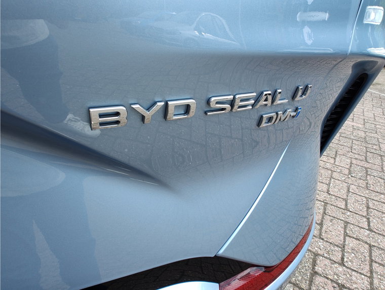 Vehicle Image 35