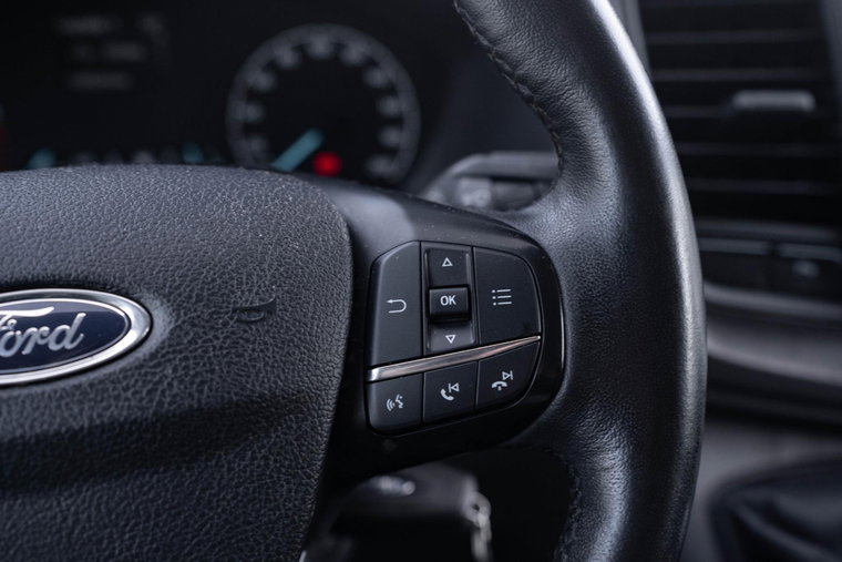 Vehicle Image 26