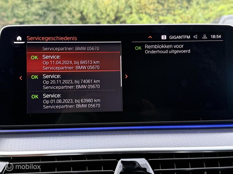 Vehicle Image 52