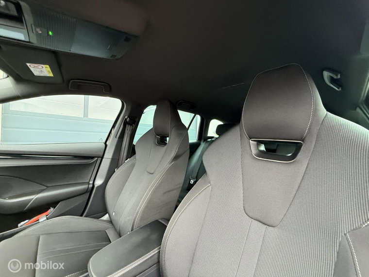 Vehicle Image 45