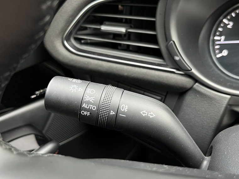 Vehicle Image 24