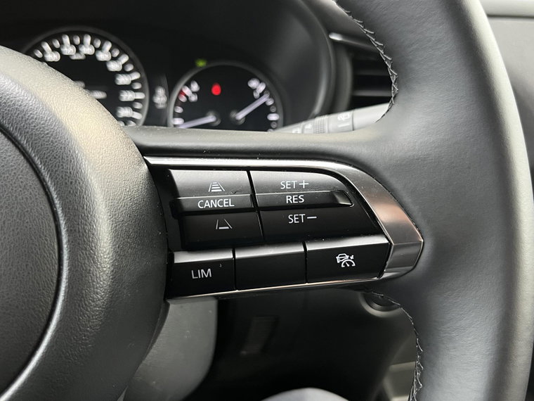 Vehicle Image 27