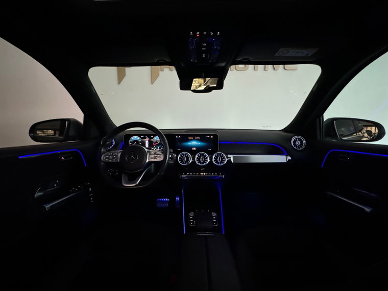 Vehicle Image 33