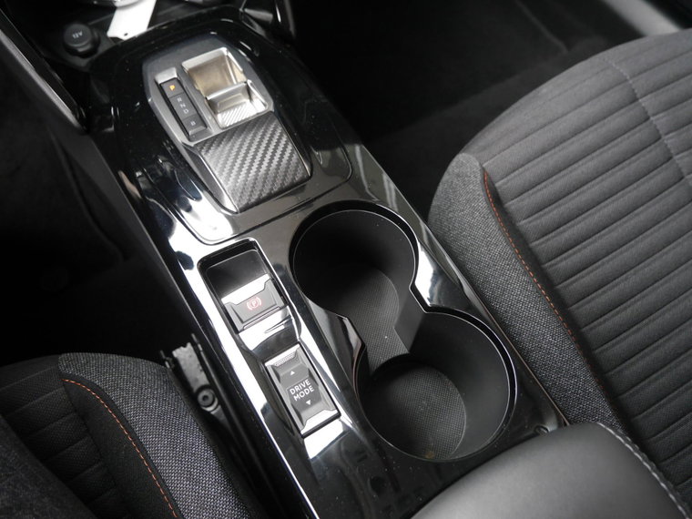 Vehicle Image 24