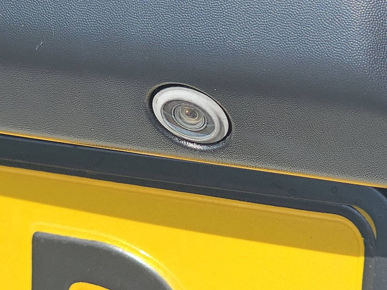 Vehicle Image 18