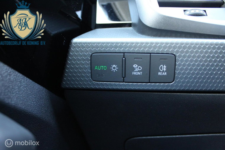 Vehicle Image 18