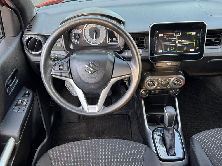 Vehicle Image 19