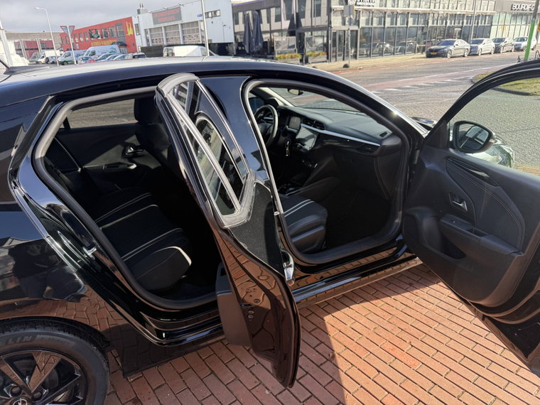 Vehicle Image 37