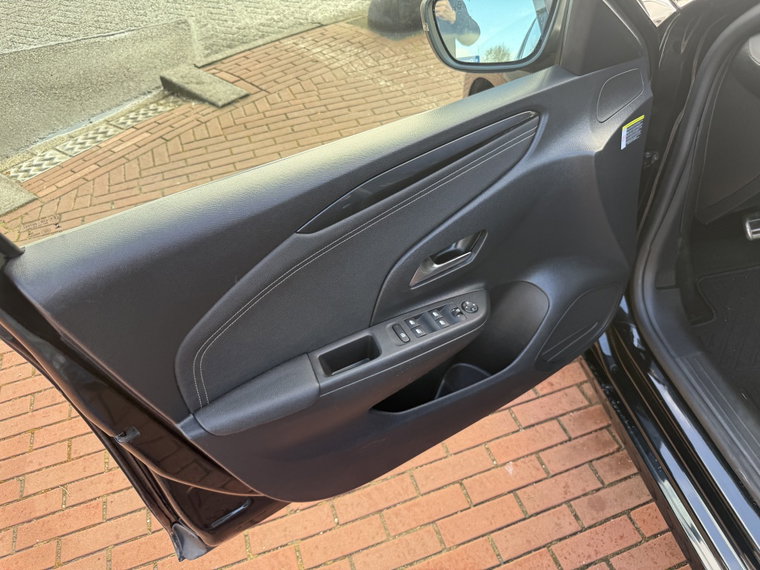 Vehicle Image 48