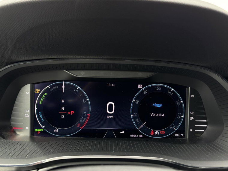 Vehicle Image 23