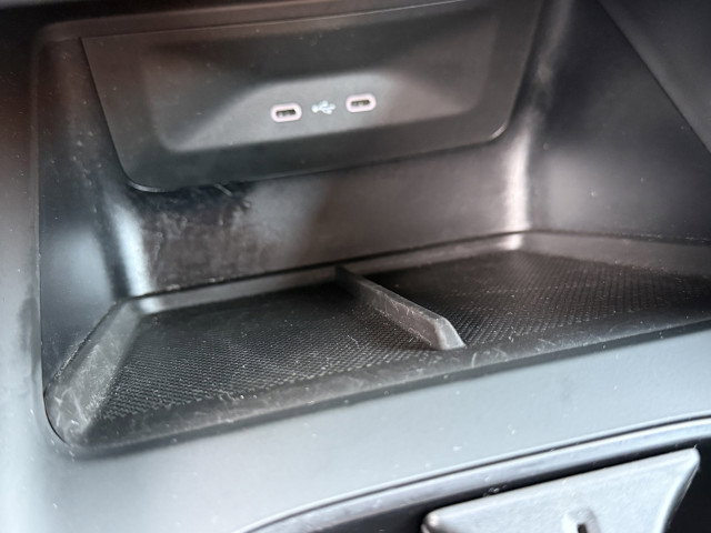 Vehicle Image 26