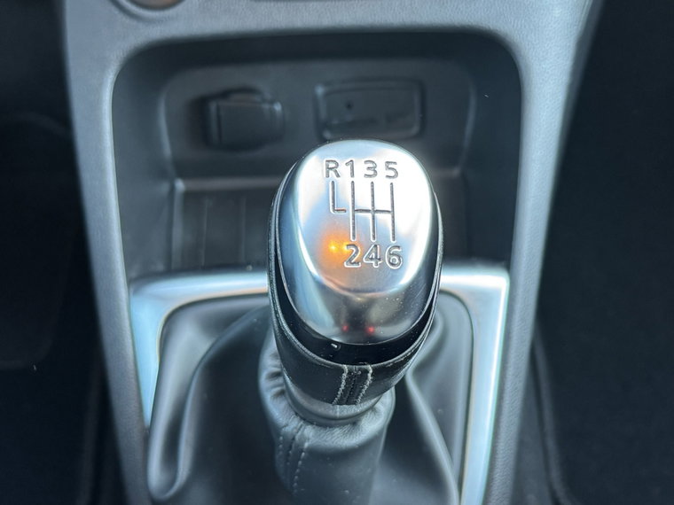 Vehicle Image 39