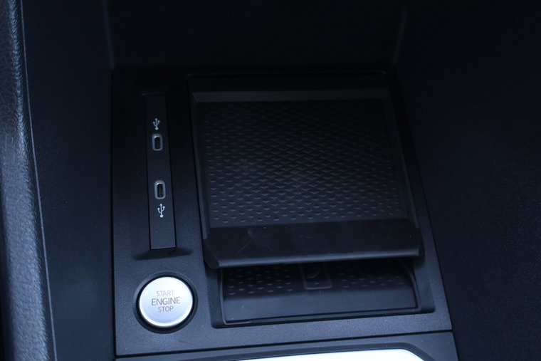 Vehicle Image 33