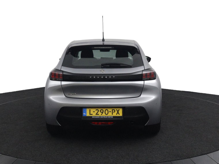 Vehicle Image 36