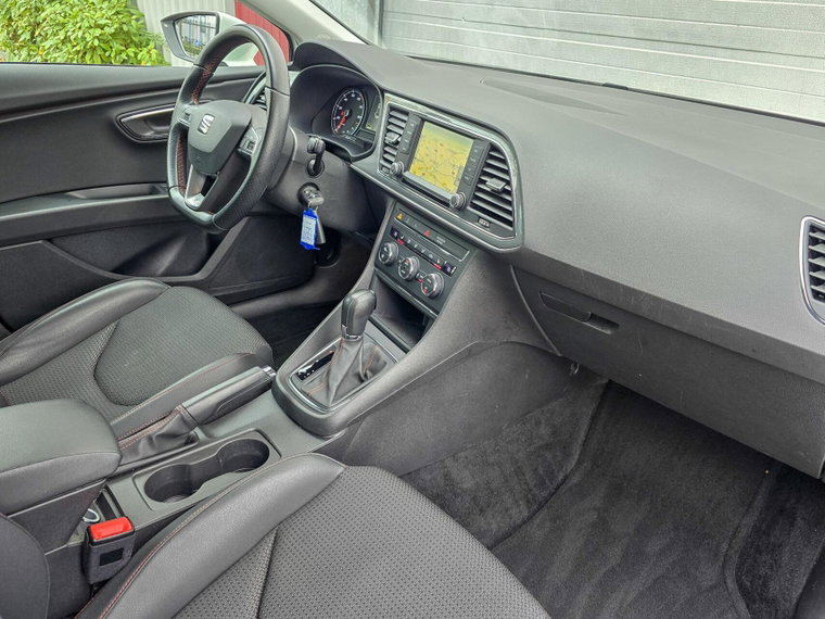 Vehicle Image 26