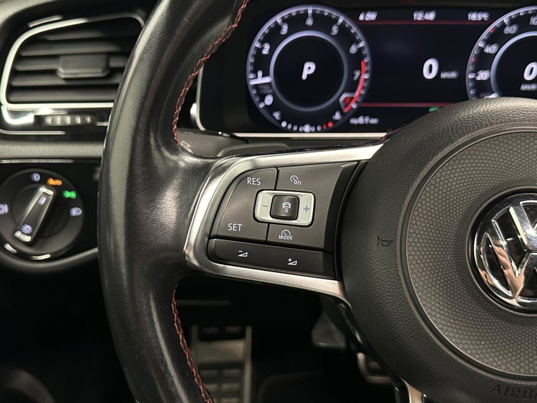 Vehicle Image 28