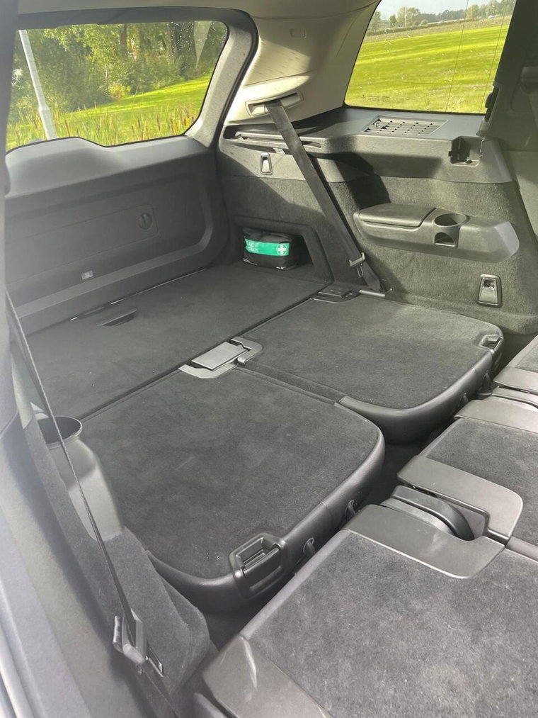 Vehicle Image 29