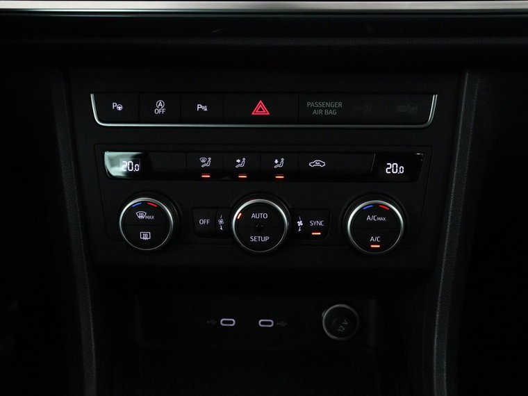 Vehicle Image 27