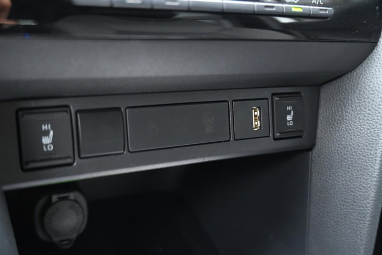 Vehicle Image 17