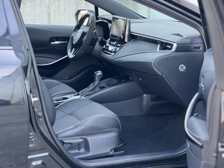Vehicle Image 14