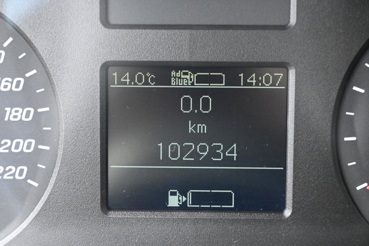 Vehicle Image 16