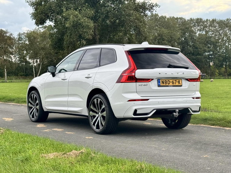 Vehicle Image 28
