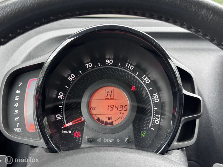 Vehicle Image 31