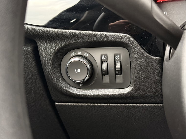 Vehicle Image 35