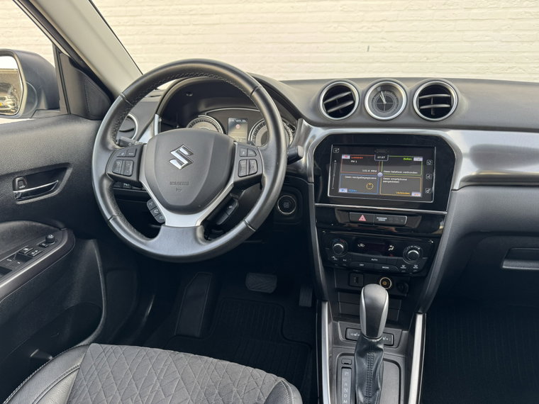 Vehicle Image 26