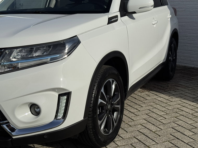 Vehicle Image 38