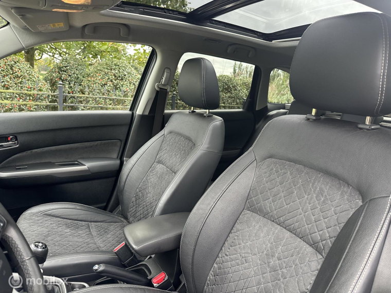 Vehicle Image 19