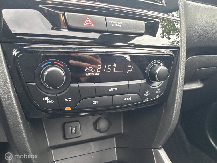 Vehicle Image 28