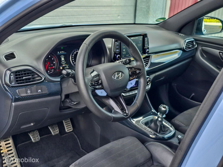 Vehicle Image 40