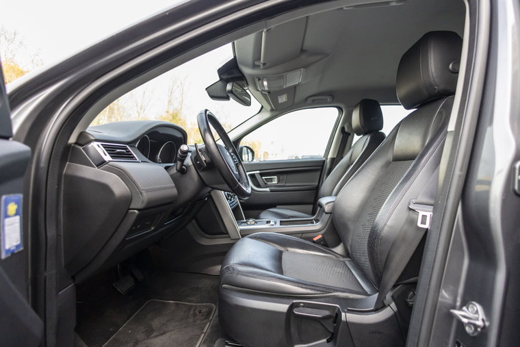 Vehicle Image 19