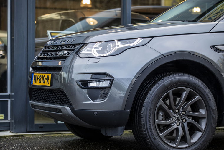 Vehicle Image 10