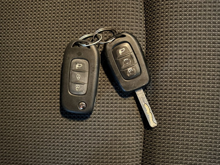 Vehicle Image 19