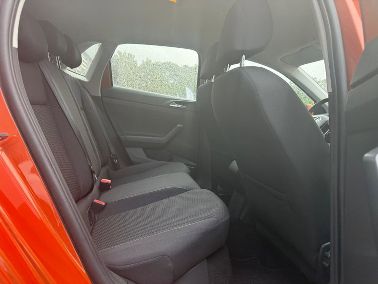 Vehicle Image 33