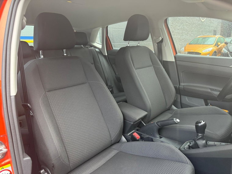 Vehicle Image 36
