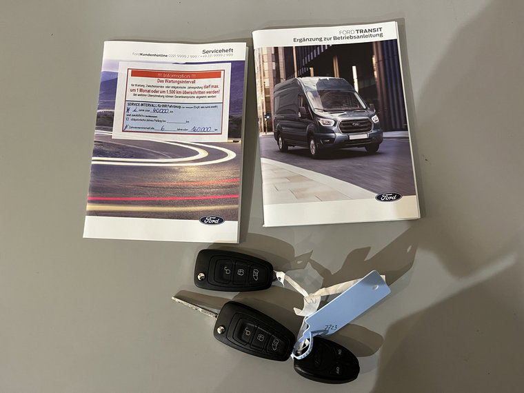 Vehicle Image 21